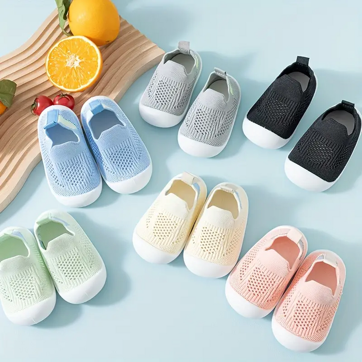 StepEase – Flexible Barfußschuhe für Kinder