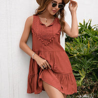 Ärmelloses Sommerkleid mit V-Ausschnitt – Lina