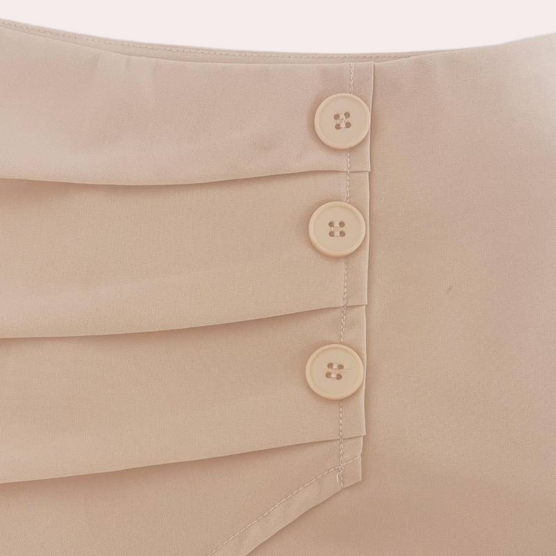 Sommer Shorts Damen | Asymmetrisch | Leicht | Bequem | Modern | Freizeit Look-Luzern Mode