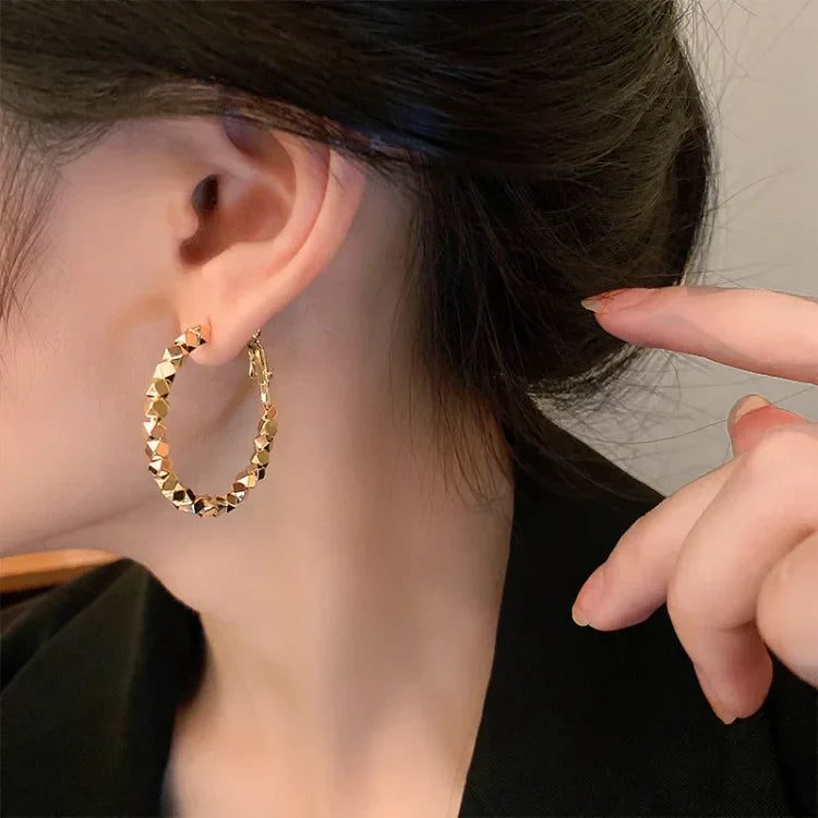 Ring-Ohrringe | Creolen Auffällig Einzigartig Langlebig Silber Gold Stilvoll-Luzern Mode