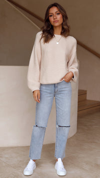Damen Strickpullover mit Jeans für Freizeitmode Outfit-Luzern Mode