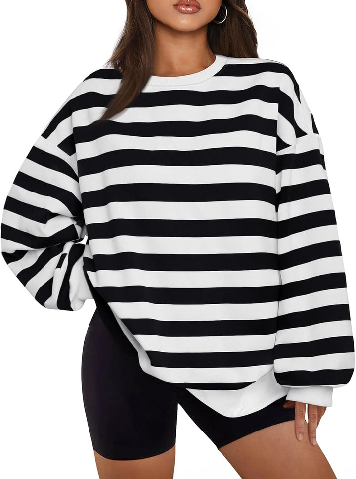 Oversized Damen Sweatshirt - Bequemes Freizeit Oberteil für Stil und Komfort-Schwarz/Weiß-S-Luzern Mode