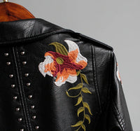 Damen Kunstlederjacke | Vegan | Kurz | Frontreißverschluss | Bestickt-Luzern Mode