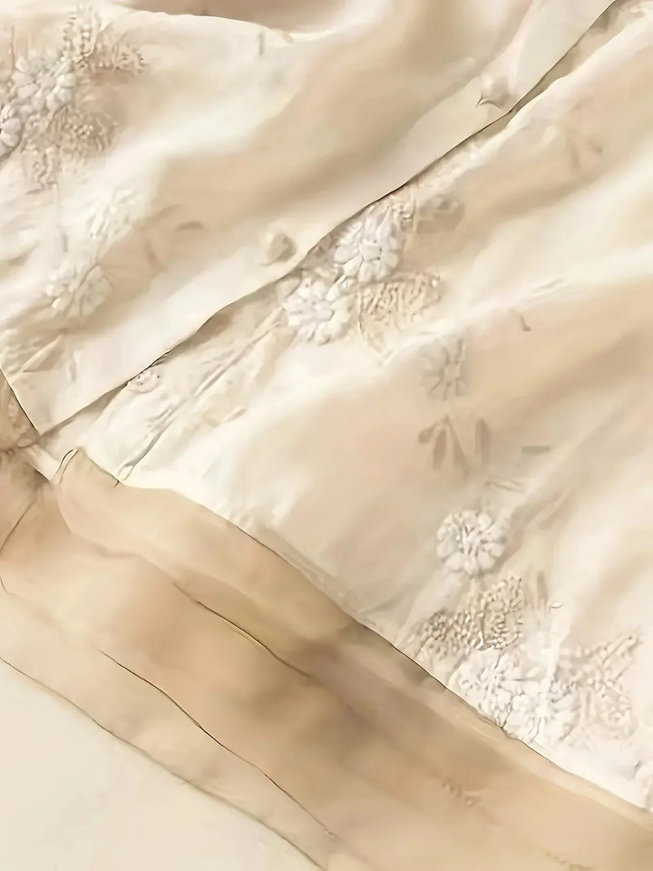 Leinenbluse Damen mit Stickerei - Elegante Sommermode-Luzern Mode