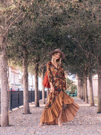 Boho Maxikleid mit Blumenmuster und Volant-Details-Luzern Mode