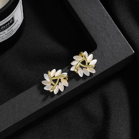 Steckerohrringe | Blüten | Stilvoll | Gold | Nachhaltig | Hypoallergen | Vielseitig-Luzern Mode