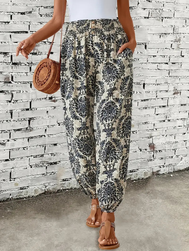 Boho-Chique Damenhose mit grafischem Druck – Solara