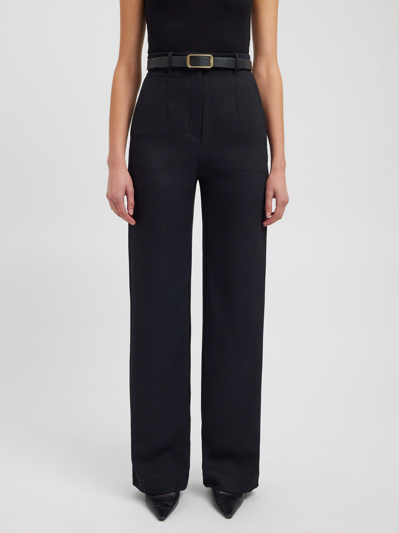 Ärmelloser Damen-Jumpsuit mit Gürtel und weitem Bein-Schwarz-XS-Luzern Mode