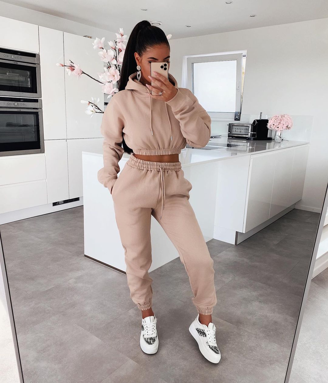 Damen Jogginganzug Set Kapuzenpullover und Jogginghose-Hellbraun-S-Luzern Mode