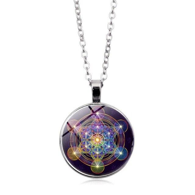 Halskette mit Chakrahänger | Metatron-Würfel | Verstellbar | Leicht-Silber-Luzern Mode