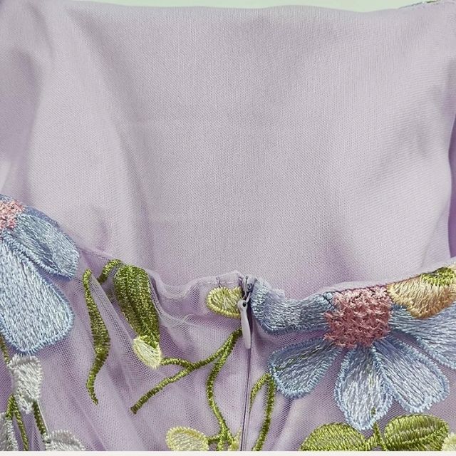 Blumenkleid Damen mit Blumenmuster - Elegantes Sommerkleid-Luzern Mode