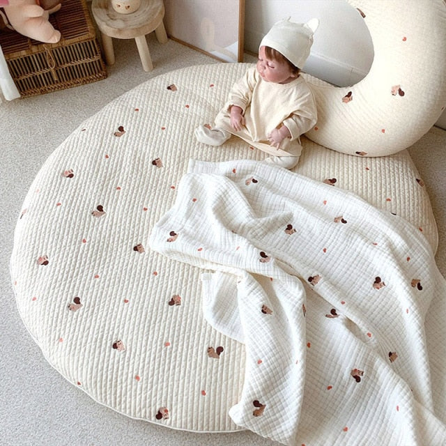 Gepolsterte Baby-Krabbelmatte aus Baumwolle mit Tiermotiv-Stickerei – 80 cm