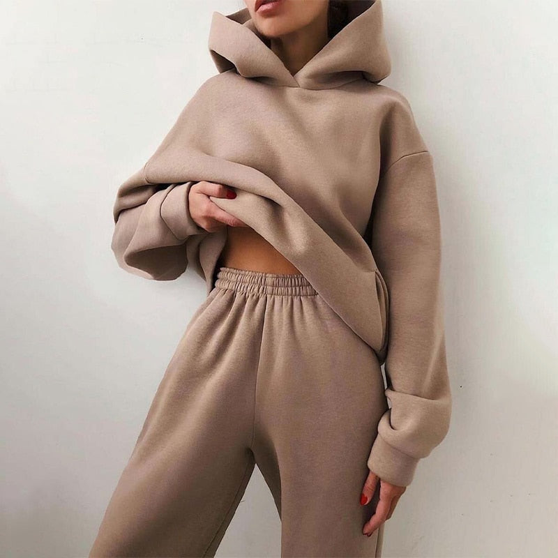 Damen Jogginganzug | 2-teilig | Oversized | Kapuze | Einfarbig | Elastisch-Lichtbraun-Luzern Mode