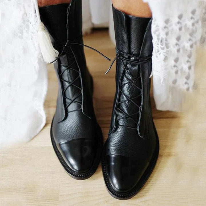 Damen Stiefeletten | Leder | Schnürung | Modern | Nachhaltig | Vielseitig-Luzern Mode