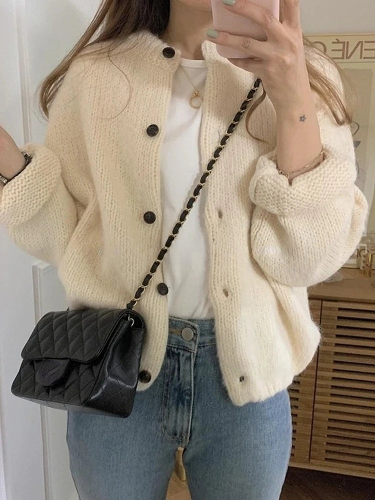 Damen Oversize Strickjacke mit Knöpfen für Herbst/Winter-Weiß-One-Size-Luzern Mode