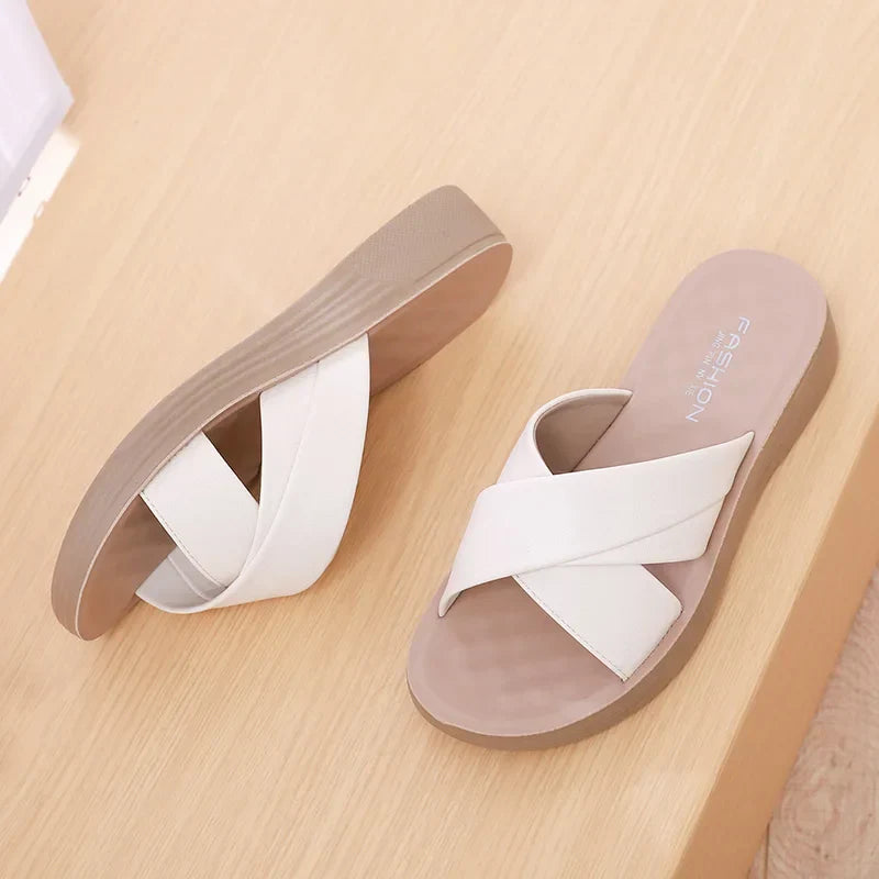 Wedge Slipper Damen | Sommer Look | Keilabsatz 3,5 cm | Offen | Bequem-Luzern Mode