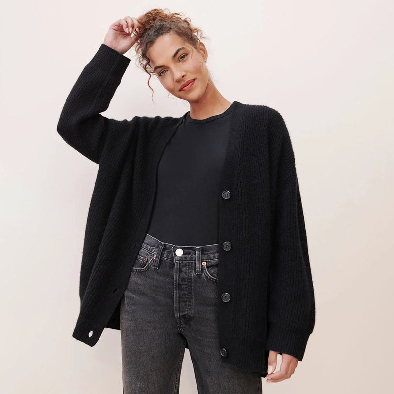 Damen Strickjacke Oversize mit Knöpfen - Gemütlicher Look-Luzern Mode