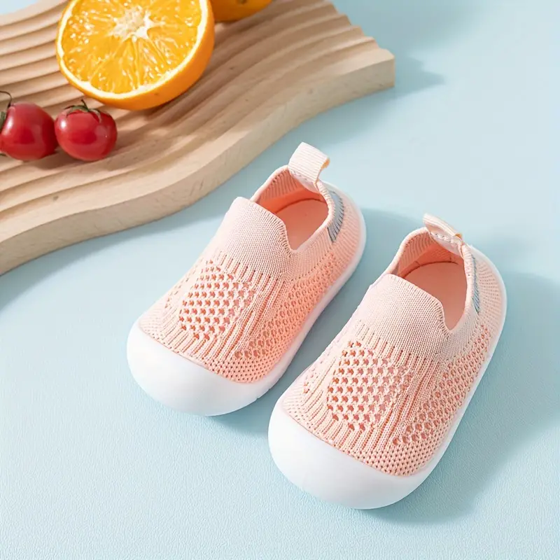StepEase – Flexible Barfußschuhe für Kinder