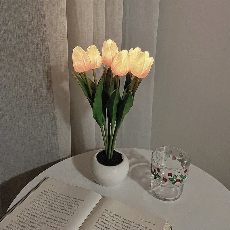 Tulpen Tischlampe | Dekorativ | Keramische Blumentopf | LED | Knopfzelle-Luzern Mode