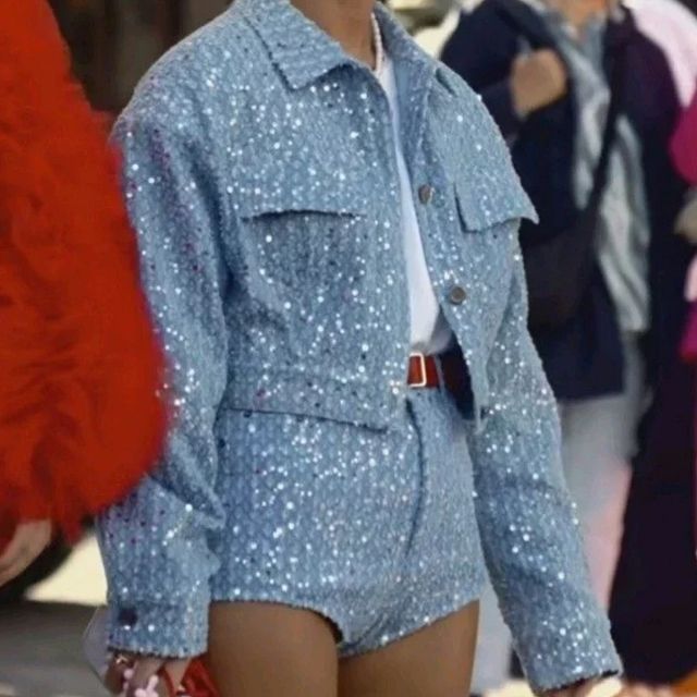 Paillettenbesetzte Damenjacke für festliche Anlässe-Luzern Mode