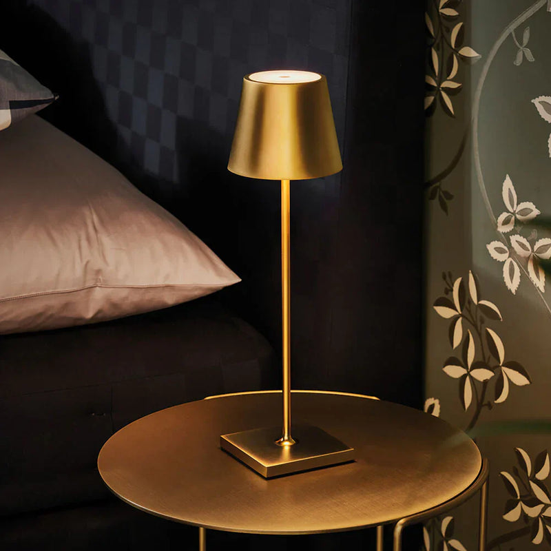 Tischlampe | Matt Nachhaltig Luxus Modern USB-C Wiederaufladbar Stilvoll-Gold-Luzern Mode