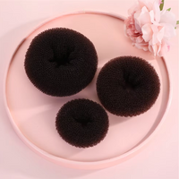 Haar-Donut für voluminöse Dutt-Frisuren - Styling-Tool-Luzern Mode