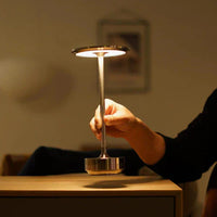 Tischlampe | Stilvolles Design Drahtlos Aufladbar USB Dimmbar Langlebig-Luzern Mode