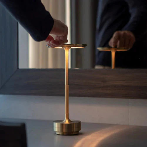 Tischlampe | Stilvolles Design Drahtlos Aufladbar USB Dimmbar Langlebig-Luzern Mode