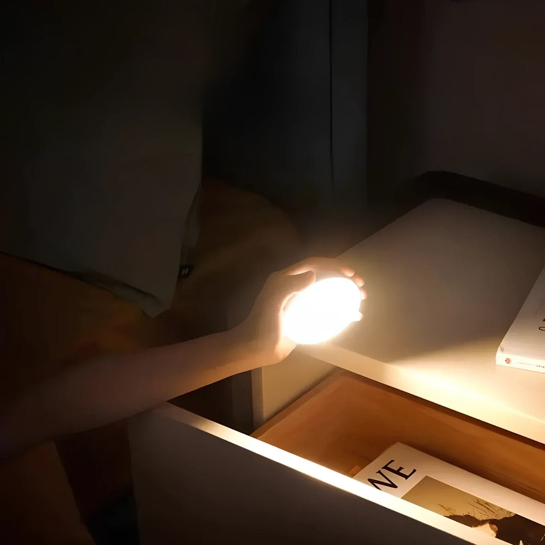 Runde Lampe mit Bewegungsmelder | Kabellos | Wiederaufladbar | Klein-Luzern Mode