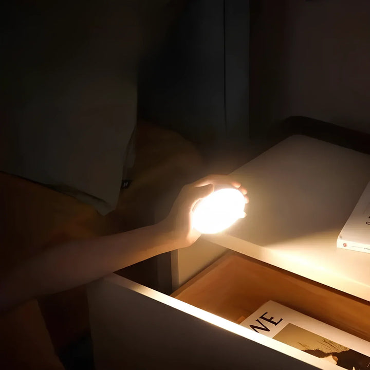 Runde Lampe mit Bewegungsmelder | Kabellos | Wiederaufladbar | Klein-Luzern Mode
