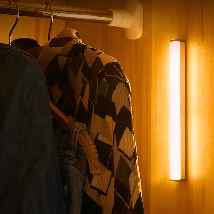 Lange LED-Lampe mit Sensor | Wiederaufladbar | Energiesparend | Weiß-Luzern Mode