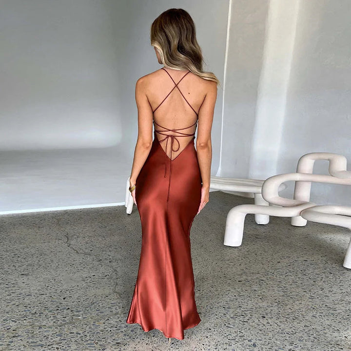 Maxi Kleid | Enganliegend | Seitenschlitz | Ärmlos | Einfarbig | Metallic-Look-Luzern Mode