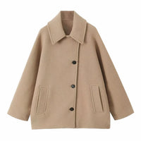 Warme Damenjacke mit klassischem Schnitt – Amara