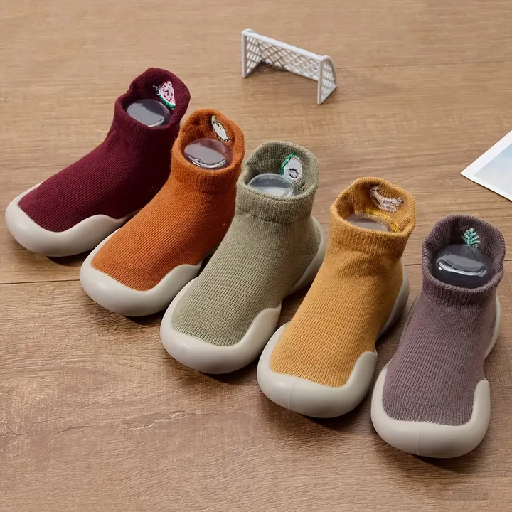 Frühling im Rund mit Zeno – Flexible Barfuß-Sneaker für Kinder