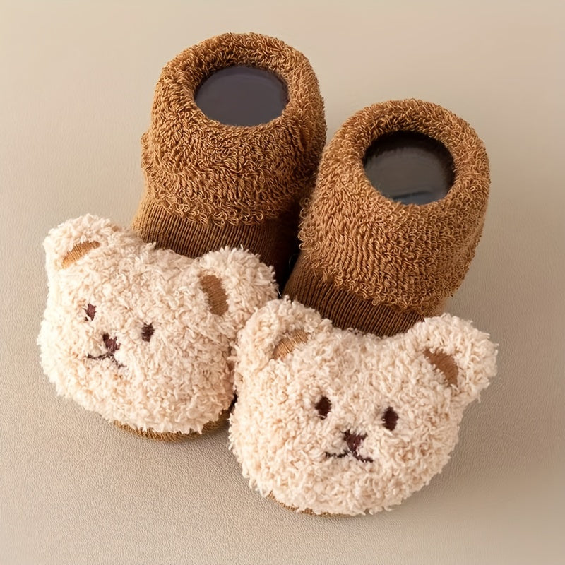 Winterliche Antirutsch Babysocken – Mila | Mit süßem Bärenmotiv und warmem Futter