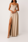 Ärmelloses Seiden-Maxikleid mit Hohem Schlitz – Serena
