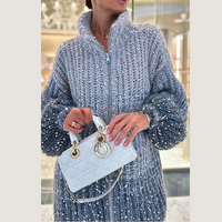 Luxuriöse Damen Strickjacke mit Pailletten und Reißverschluss-Blau-S-Luzern Mode