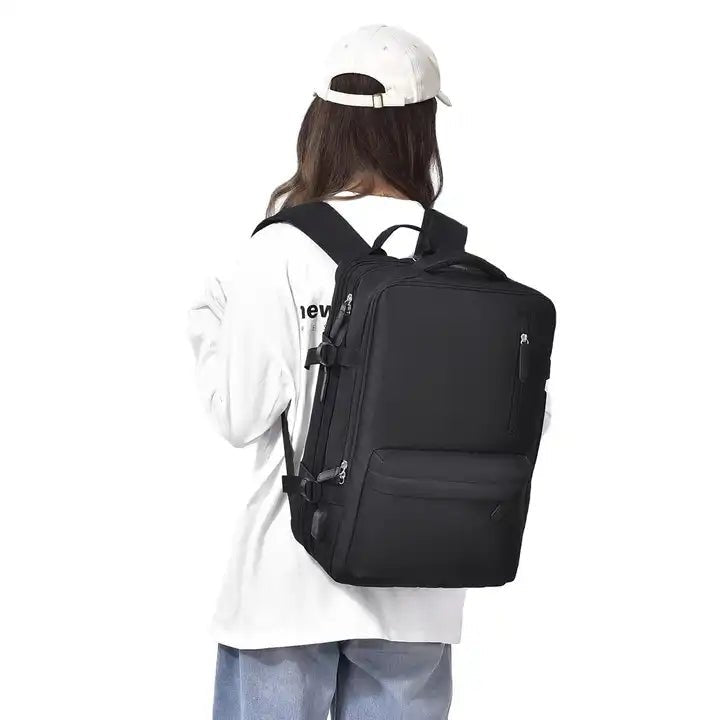 Reiserucksack mit Laptopfach und USB-Anschluss, 40L-Luzern Mode