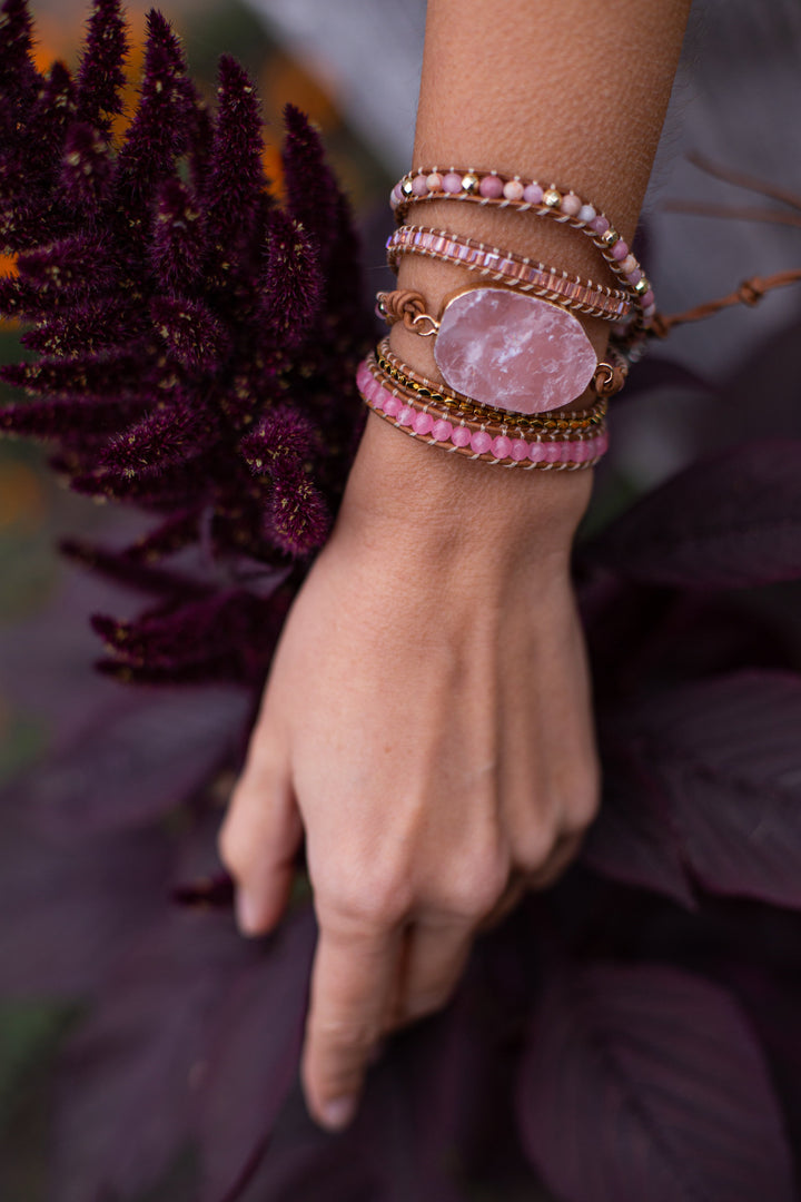 Rosenquarz Armband | Gold | Verstellbar | Handgefertigt | Langlebig | Liebe-Luzern Mode