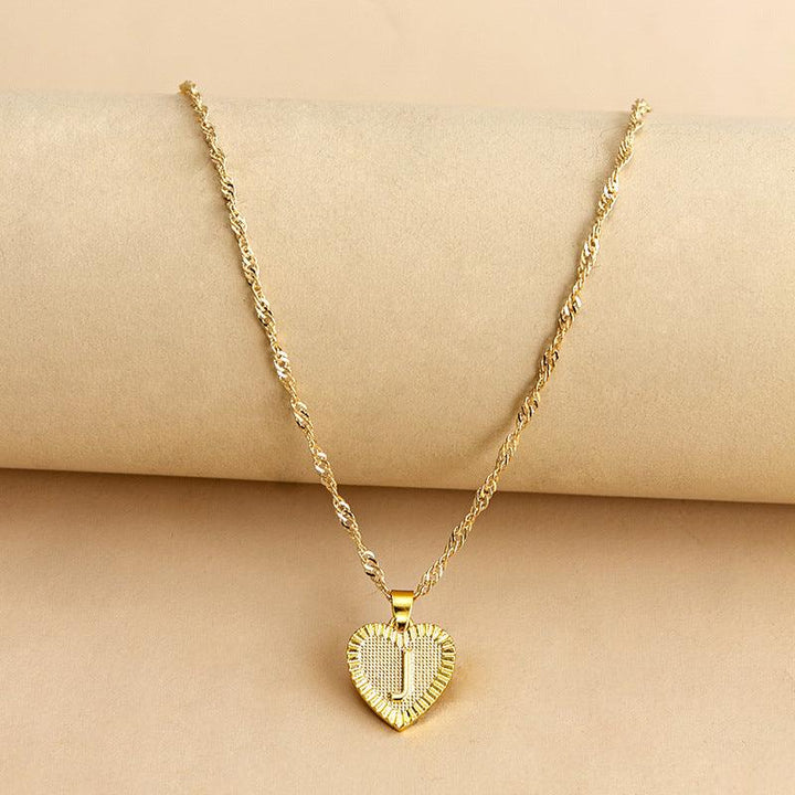 Halskette mit Herz Anhänger | Initiale | Liebe | Gold | Stilvoll | Langlebig | Geschenk-J-Luzern Mode