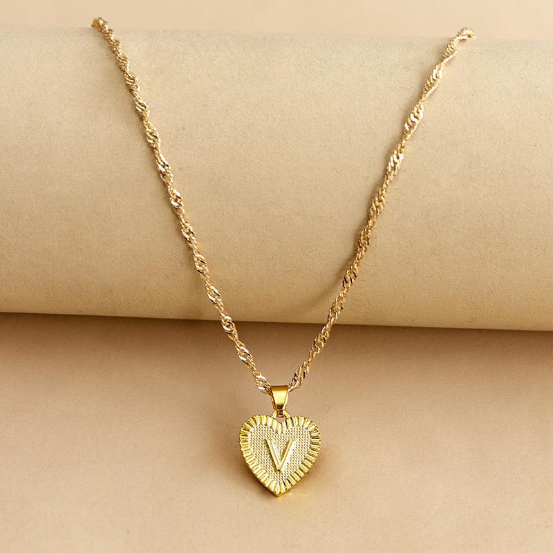 Halskette mit Herz Anhänger | Initiale | Liebe | Gold | Stilvoll | Langlebig | Geschenk-V-Luzern Mode