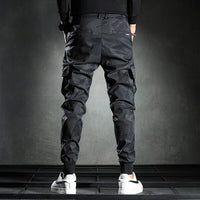 Herren Cargohose | Sportlich | Schwarzes Camouflage | Locker sitzend | Elastisch-Luzern Mode