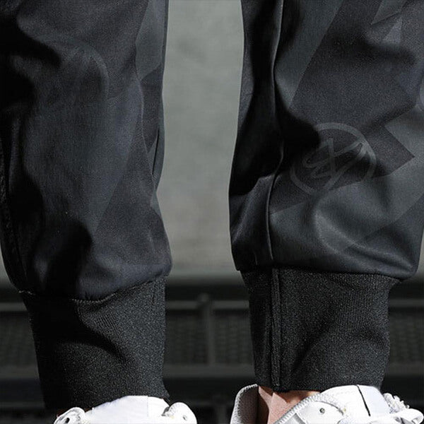 Herren Cargohose | Sportlich | Schwarzes Camouflage | Locker sitzend | Elastisch-Luzern Mode
