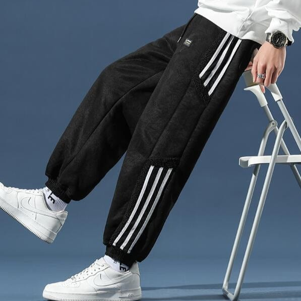 Herren Jogginghose Zweierpack mit Streifen und Taschen-Luzern Mode