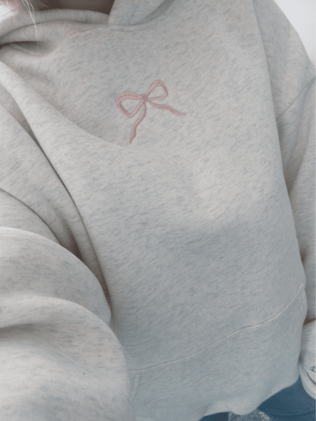 Weiße Damen-Hoodie | Helle rosa Details | Weich | Locker sitzend | Baumwolle-Luzern Mode