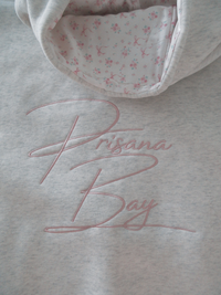 Weiße Damen-Hoodie | Helle rosa Details | Weich | Locker sitzend | Baumwolle-Luzern Mode