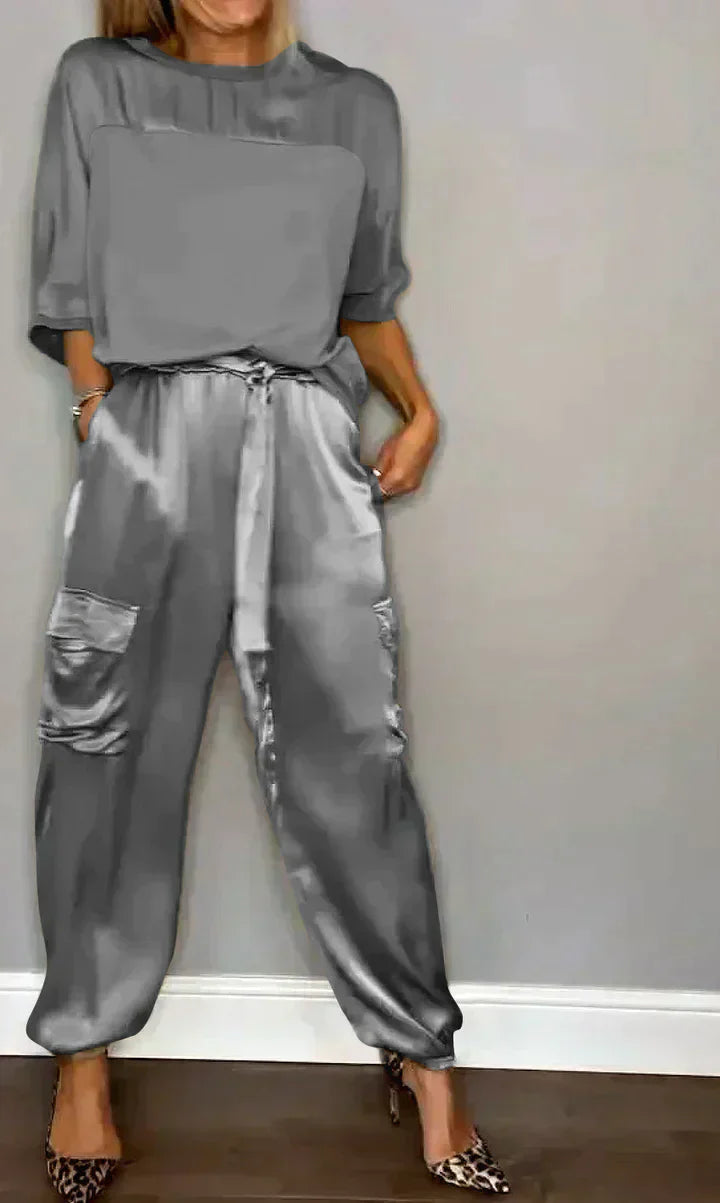 Stilvoller & Luftiger Damen Satin-Jumpsuit für besondere Anlässe – Yasmina