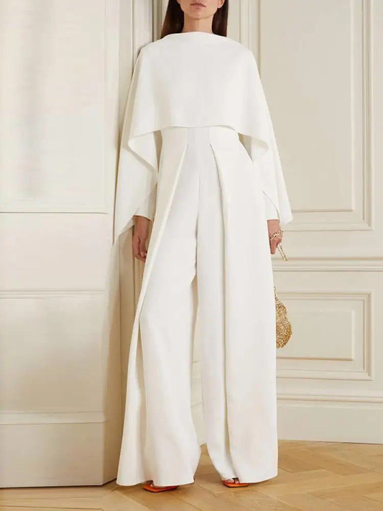 Damen Eleganter Jumpsuit mit Weitem Bein und Cape-Design-Beige-S-Luzern Mode