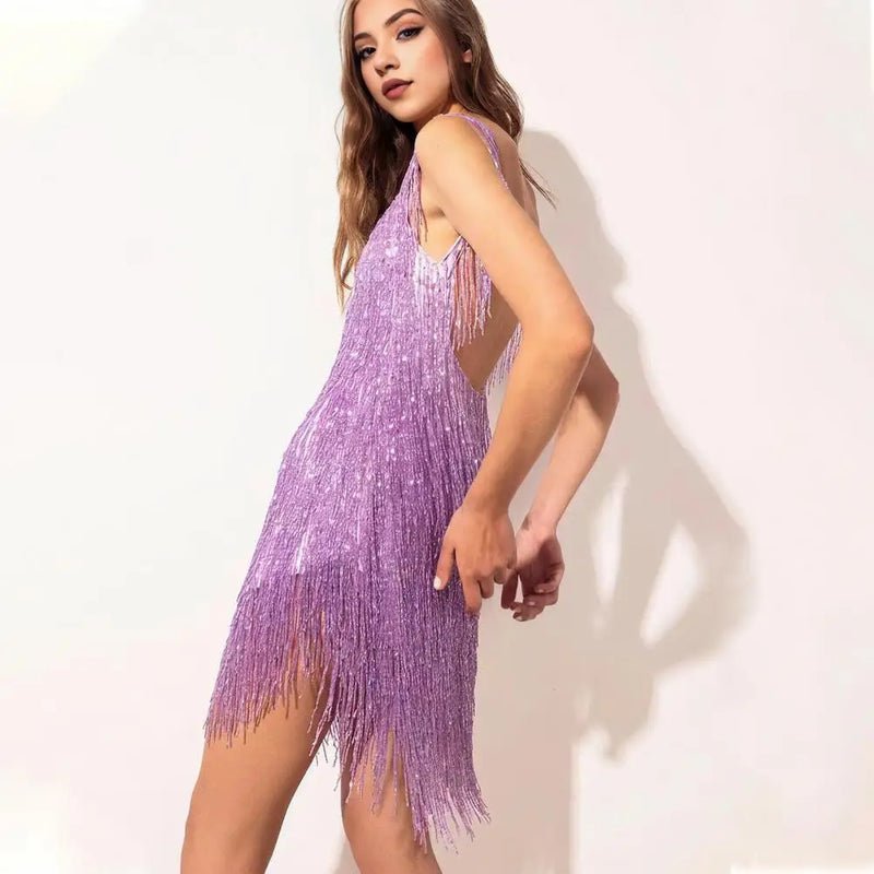 Elegantes Minikleid mit Fransen und quadratischem Ausschnitt-Luzern Mode