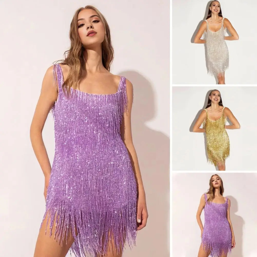 Elegantes Minikleid mit Fransen und quadratischem Ausschnitt-Luzern Mode